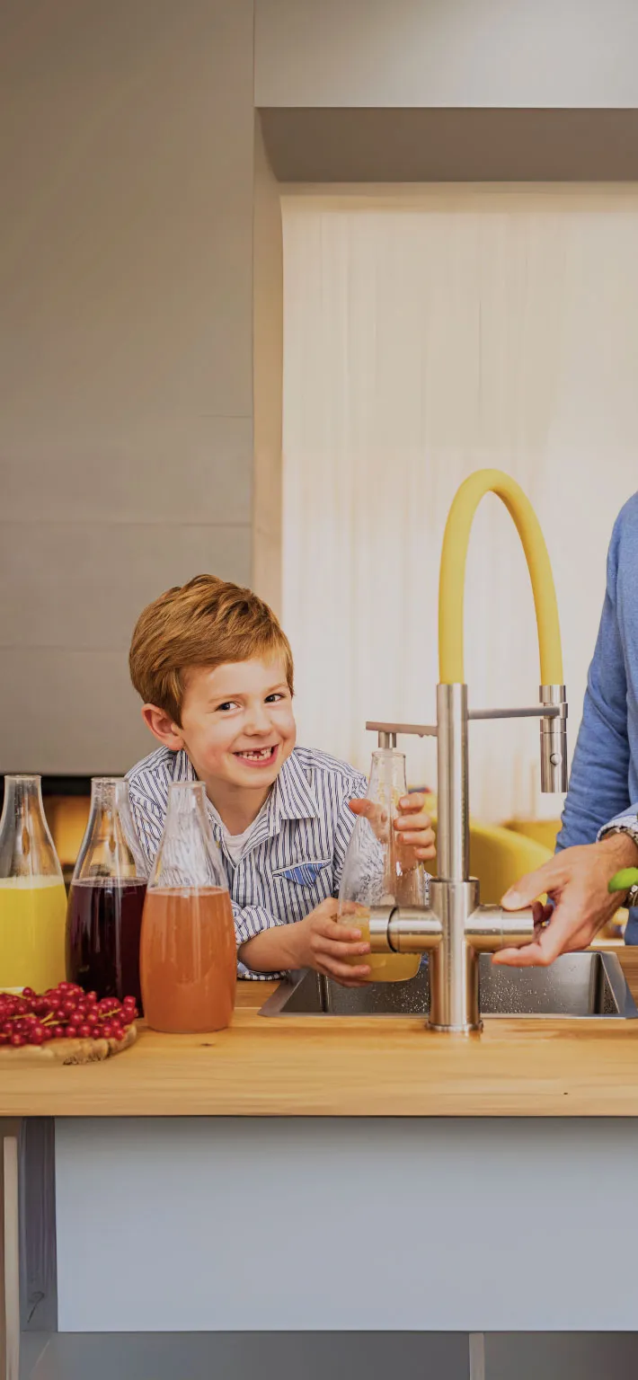 LivingTap Flaschen von Living Water