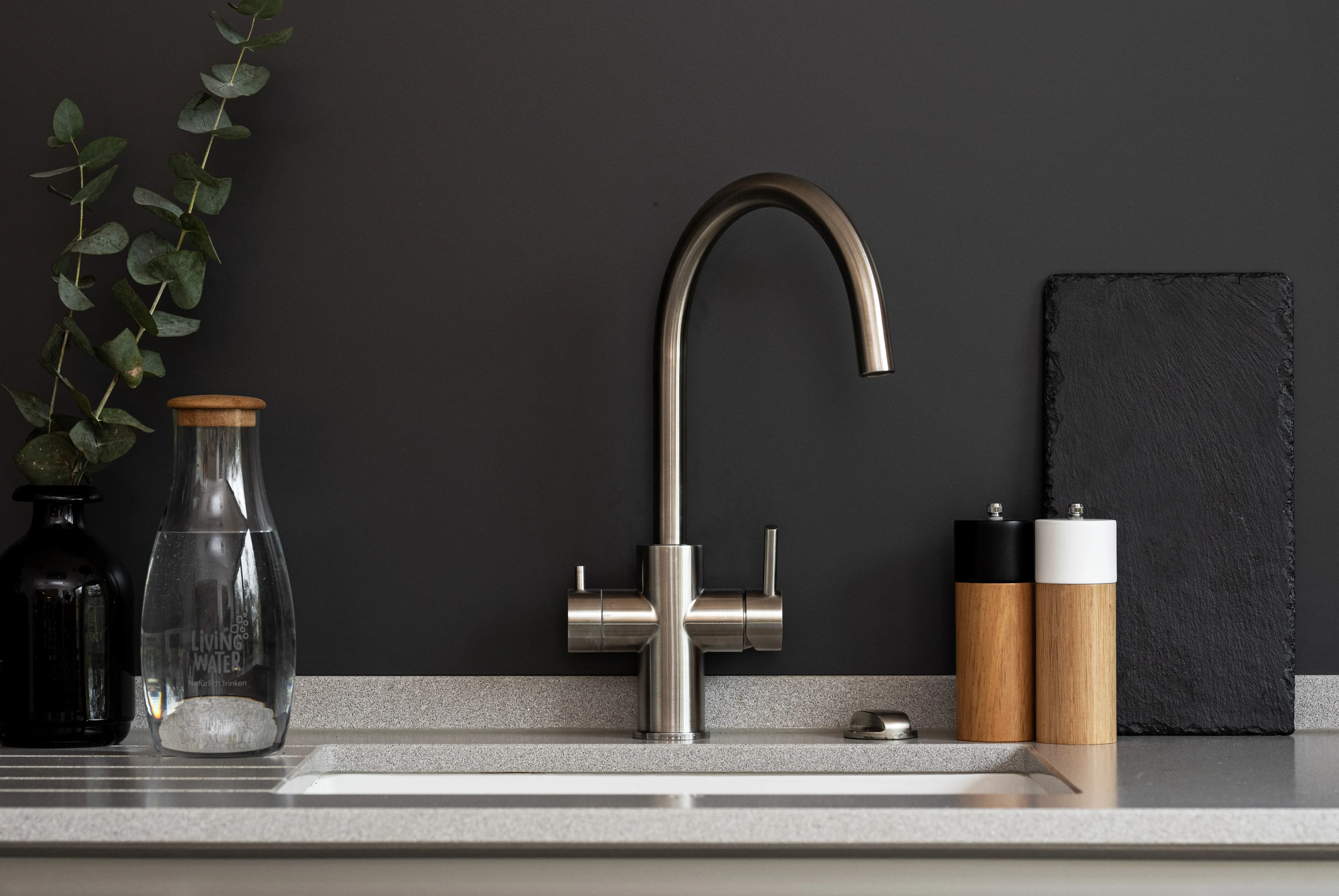 Vorschau: Living Water Sprudel Wasserhahn mit Kohlensäure und Wasserfilter, Edelstahl gebürstet C-Auslauf