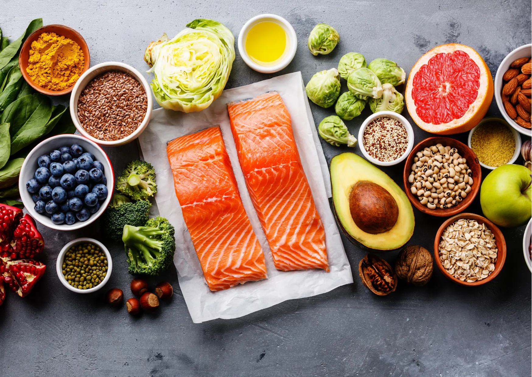 Nährstoffreiche Lebensmittel für eine gesunde Ernährung in der Schwangerschaft